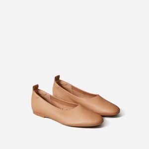 EVERLANE Flat Shoes The Italian Leather Day Glove Flat in Caramel Size 11